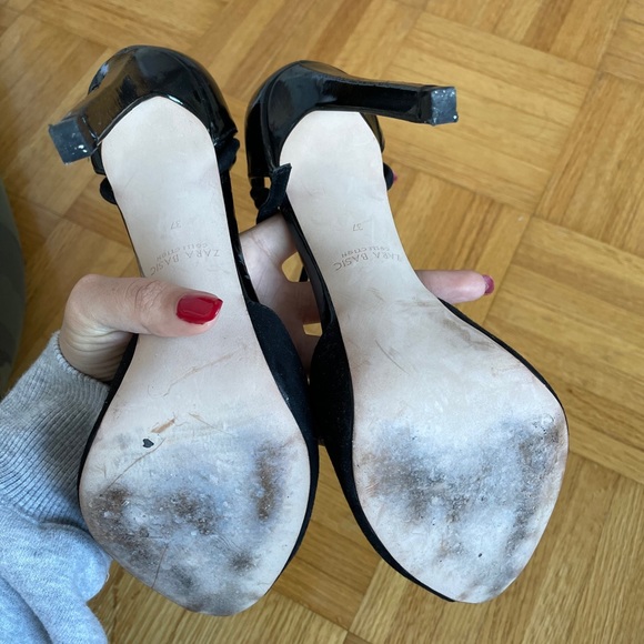 Zara Basic Black Heels - Picture 4 of 4